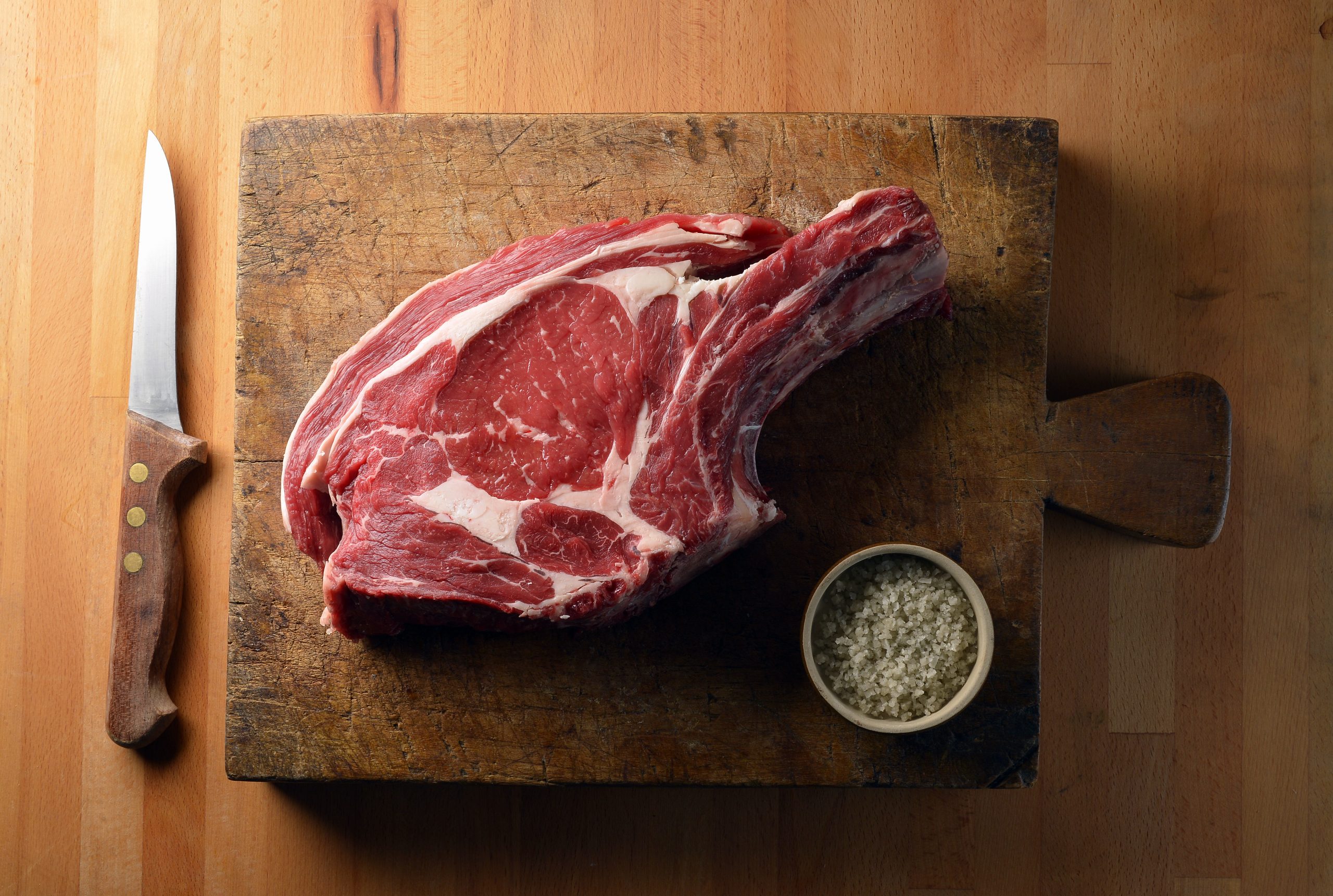 Côte de boeuf sur planche
